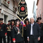 Miles de personas arropan a las bandas de tambores y cornetas en las calles de Cehegín