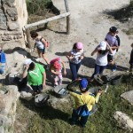 Alumnos del IES Alquipir aprenden los secretos de la arqueología en el yacimiento de Begastri